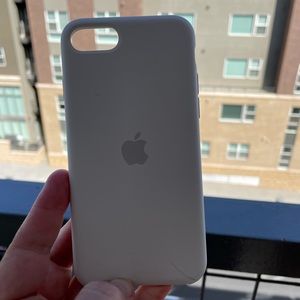 Apple iPhone se 2020 white silicone case